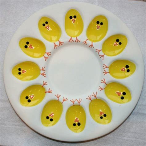 Easter Deviled Egg Plate Cute Chicks by JWGiftware on Etsy, $25.00 | Easter pottery, Pottery ...