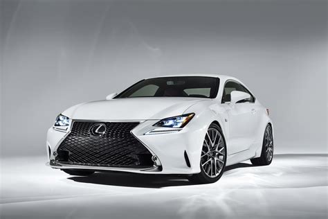 2015 Lexus RC350 F Sport Coupe - HD Pictures @ carsinvasion.com