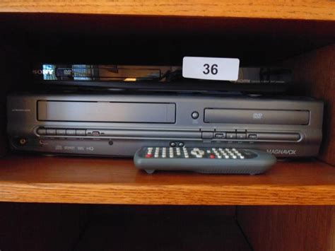 Sony DVD Player & Magnavox VHS/DVD Player | Graber Auctions