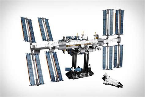 Lego International Space Station Building Set | Uncrate