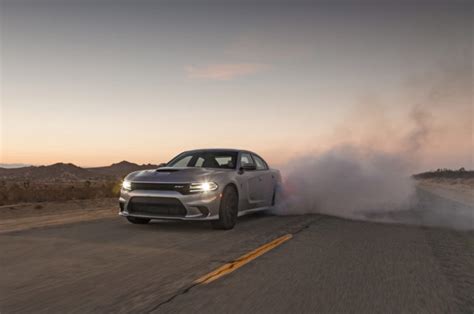 Dodge Charger Hellcat Burnout on Woodward Avenue (Video) - DodgeForum.com