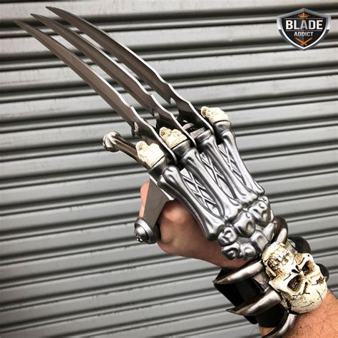 Best Of Wolverine Claws Metal Name images