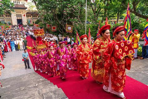 List of Top 5 Most Famous Spring Festivals in Vietnam