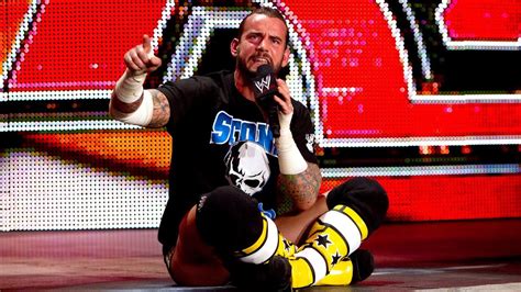 CM PUNK PIPEBOMB PROMO LEGENDADO - YouTube