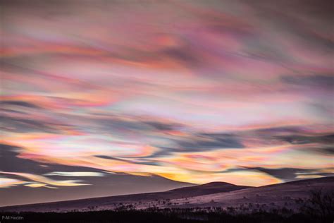 Nacreous Clouds - Chess Forums - Chess.com