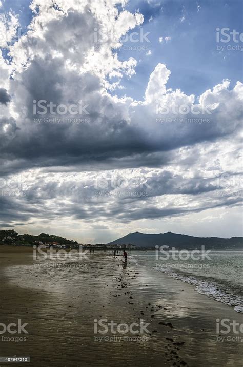 Bay Of Biscay Stock Photo - Download Image Now - 2015, Beach, Beauty In Nature - iStock