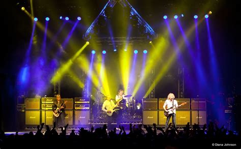 Yamaha Goes Frantic On Status Quo Reunion Tour | LIVE-PRODUCTION.TV