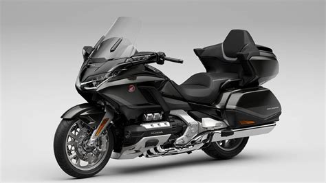 Updated Honda Gold Wing Tour launched in India, available with MT and DCT options- Technology ...