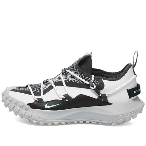 Nike ACG Mountain Fly Low SE White & Black | END. (GB)