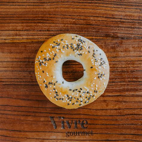 Mixed Sesame Seeds Bagel - Vivre Gourmet