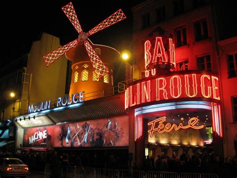 What is the meaning of Moulin Rouge?