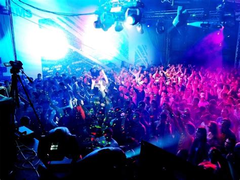 8 Best Clubs in Cardiff | Cardiff Nightclubs