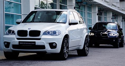 BMW X5 Performance Edition introduced – RM589k BMW X5 02 - Paul Tan's ...