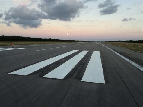 Airfield Runway Markings