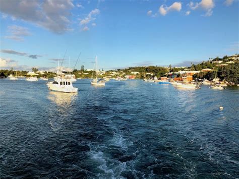 Best Snorkeling Spots in Bermuda for Families - Wherever Family