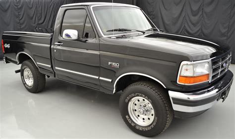 1991 Ford F150 Interior