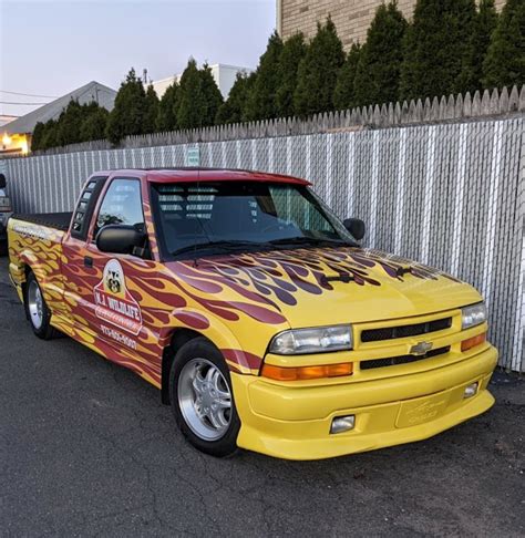 Chevy S10 custom wrap - AJR Wraps Truck Lettering Graphics