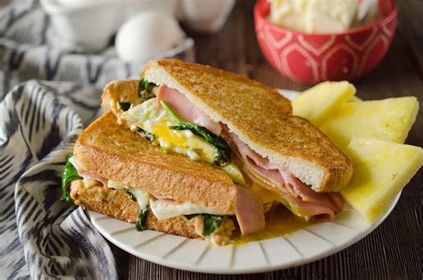 Spicy Ham & Egg Sandwich