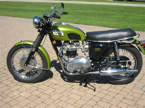 Restored Triumph Tiger 650 - 1970 Photographs at Classic Bikes Restored |Bikes Restored