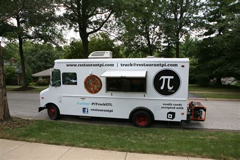 Pizza Truck | The Pi pizza truck (@PiTruckSTL) parked in fro… | Flickr