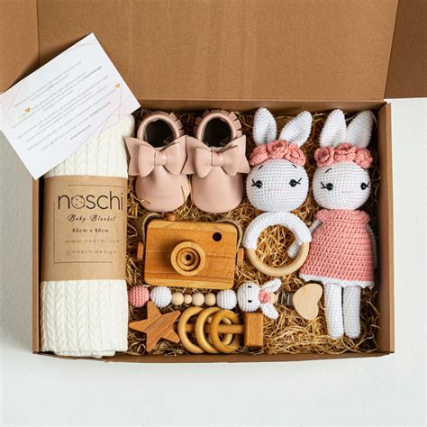 Sophia Organic Baby Girl Gift Box - 7 Pieces – Noschi