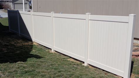 Featured Product: 6' Vinyl Privacy Fence - The American Fence Company