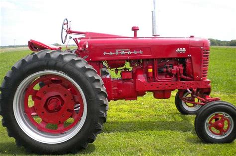 Farmall 400 Tractor for sale