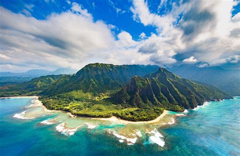 Why Kauai Is the Best Hawaiian Island to Visit, and Things to Do in Kauai