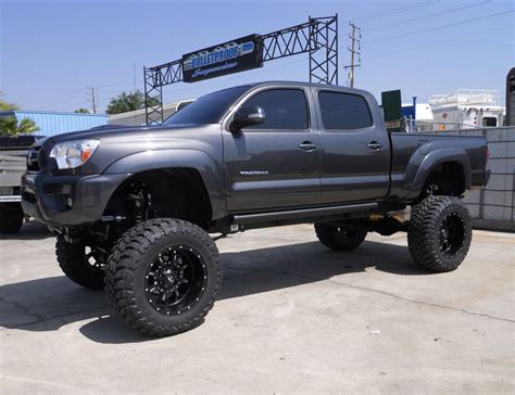 Toyota Tacoma 2005 Lifted