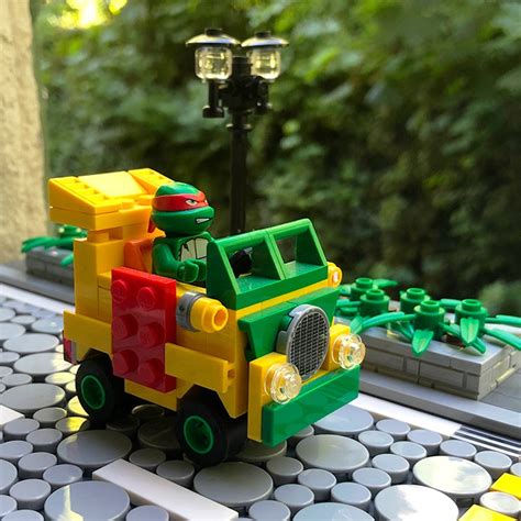 LEGO MOC Tiny Ninja Turtles' Van - The TMNT Vehicle by Plastic Blockbuster | Rebrickable - Build ...