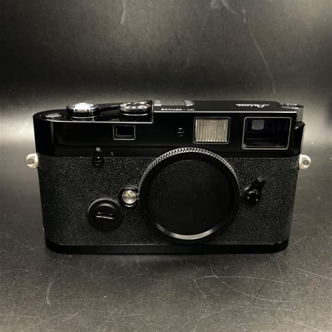 Leica MP 0.72 film camera (Black Paint) USED - meteor