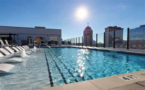 The Top 16 Rooftop Pools in Houston Apartments - Lighthouse