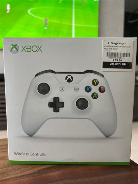 Xbox wireless bluetooth controller, Video Gaming, Gaming Accessories, Controllers on Carousell