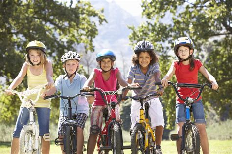 17 Safety Tips for Kids Riding A Bicycle