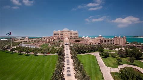 Emirates Palace | Hôtel et Site d’intérêt | Experience Abu Dhabi | Visiter Abu Dhabi