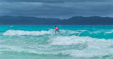 Guide to Surfing in Siargao: Cloud 9 and Other Surf Spots...