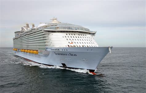 Photos of Royal Caribbean's Symphony of the Seas sea trials | Royal ...