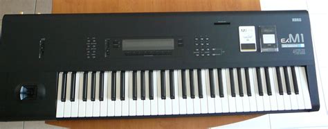 Korg M1 Display