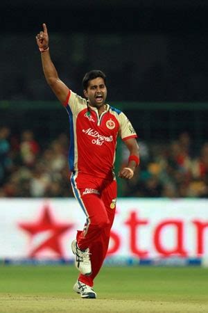 IPL 2013: Vinay Kumar relishing 'top wicket-taker' tag | Cricket News