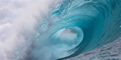 Monster waves reaching 30-40 feet forecast for Hawaii north beaches | Fox Weather