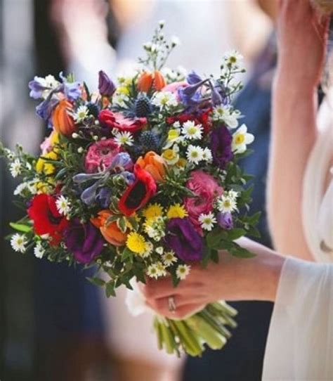 Beautiful Bouquets For Summer Wedding To Obsess Over