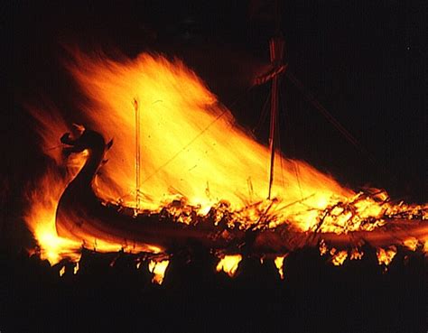 Viking Burial Rituals: High Ancient Funeral Pyre Reflected High Social Status - Ancient Pages