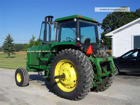 John Deere 4640 Powershift Tractor