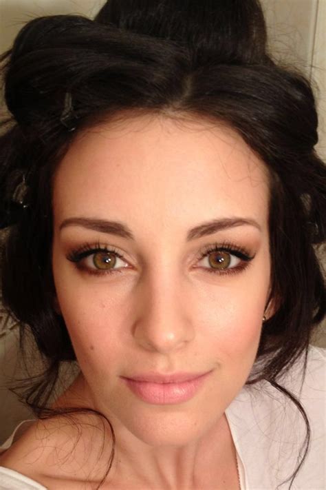 Green/Hazel eyes, natural but striking | Makeup for hazel eyes, Hazel eye makeup, Bridal makeup ...