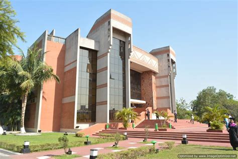 IIM Calcutta- Ranking, Admissions 2025, Placements