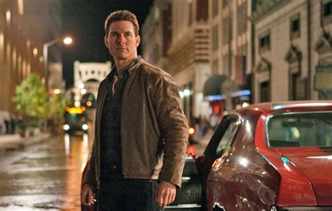 'Jack Reacher' author addresses Tom Cruise "size" criticism