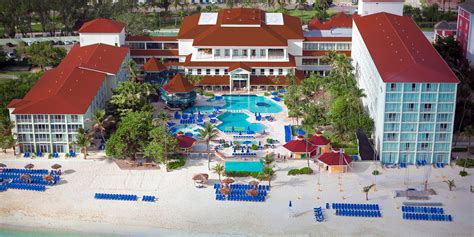 Breezes Bahamas Resort & Spa | Travelzoo