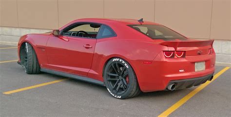 Nitto-NT05-Camaro-with-Tire-Stickers-White-Lettering | TIRE STICKERS .COM