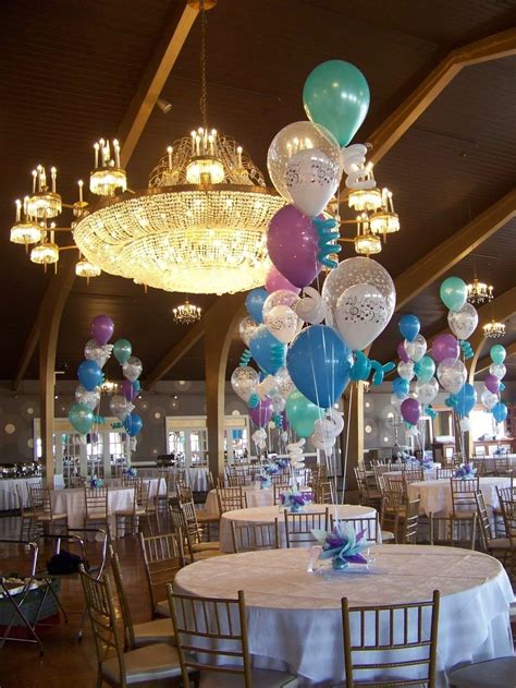 How To Create Beautiful Balloon Wedding Table Centerpieces In 2023 ...