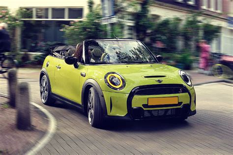 Mini Cooper Convertible Engine Reviews - Check 2 Latest Reviews & Ratings